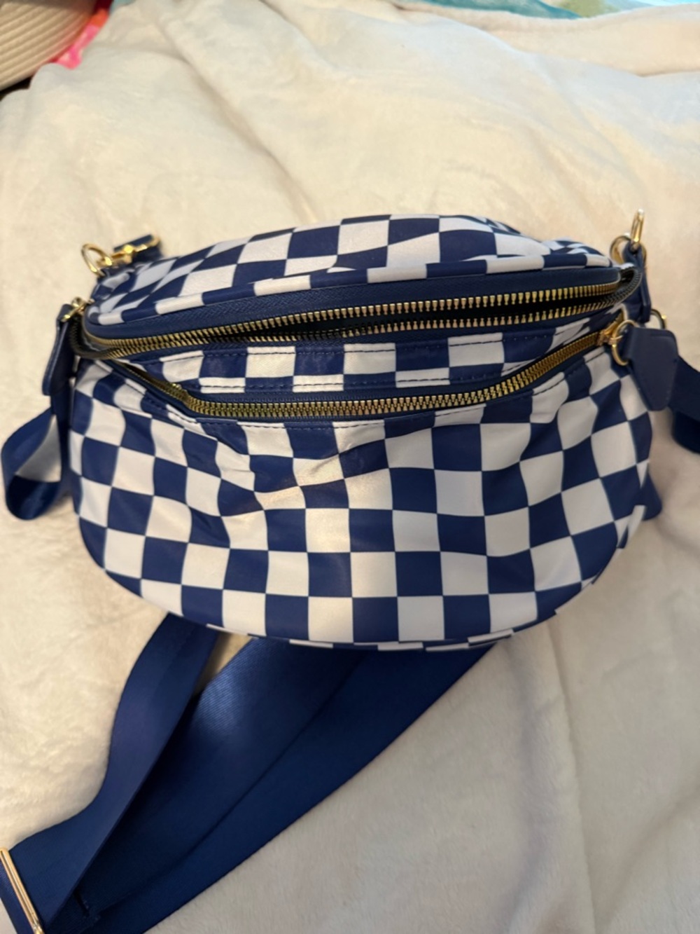 Blue and White Checkered Crossbody Bag - Stylish Women's Shoulder Bag